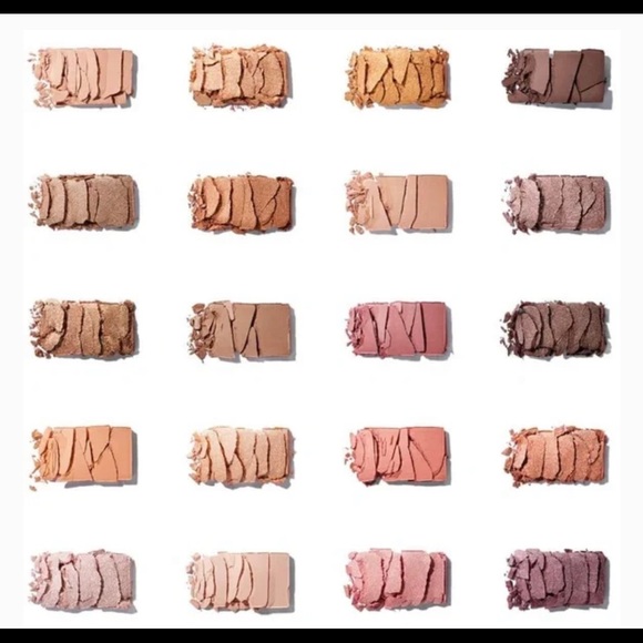 ICONIC LONDON
Day To Slay Eyeshadow Palette - Picture 4 of 6